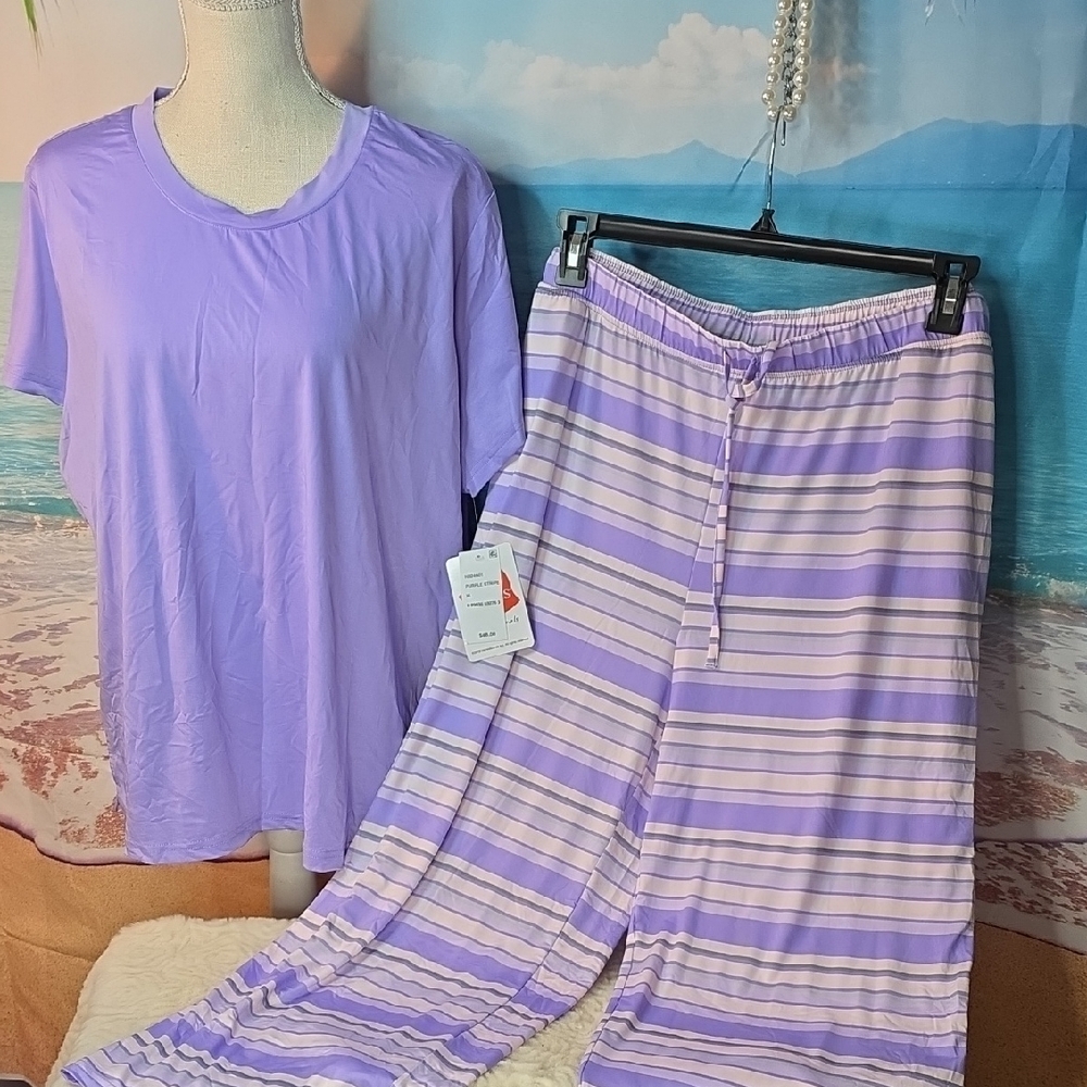 Hanes Lavender and White Women's Pajama Set In Numeeous Sizes